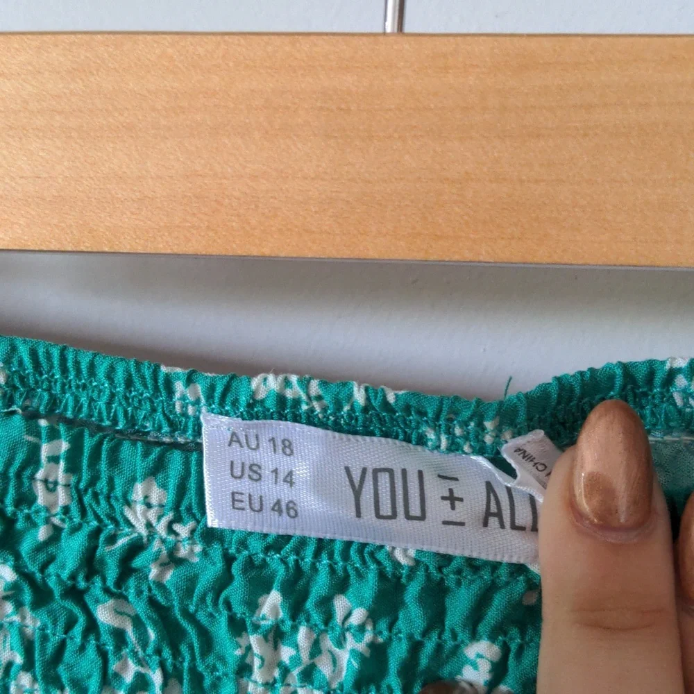 You and All green high-low skirt in AU 18 - Picture 2 of 4